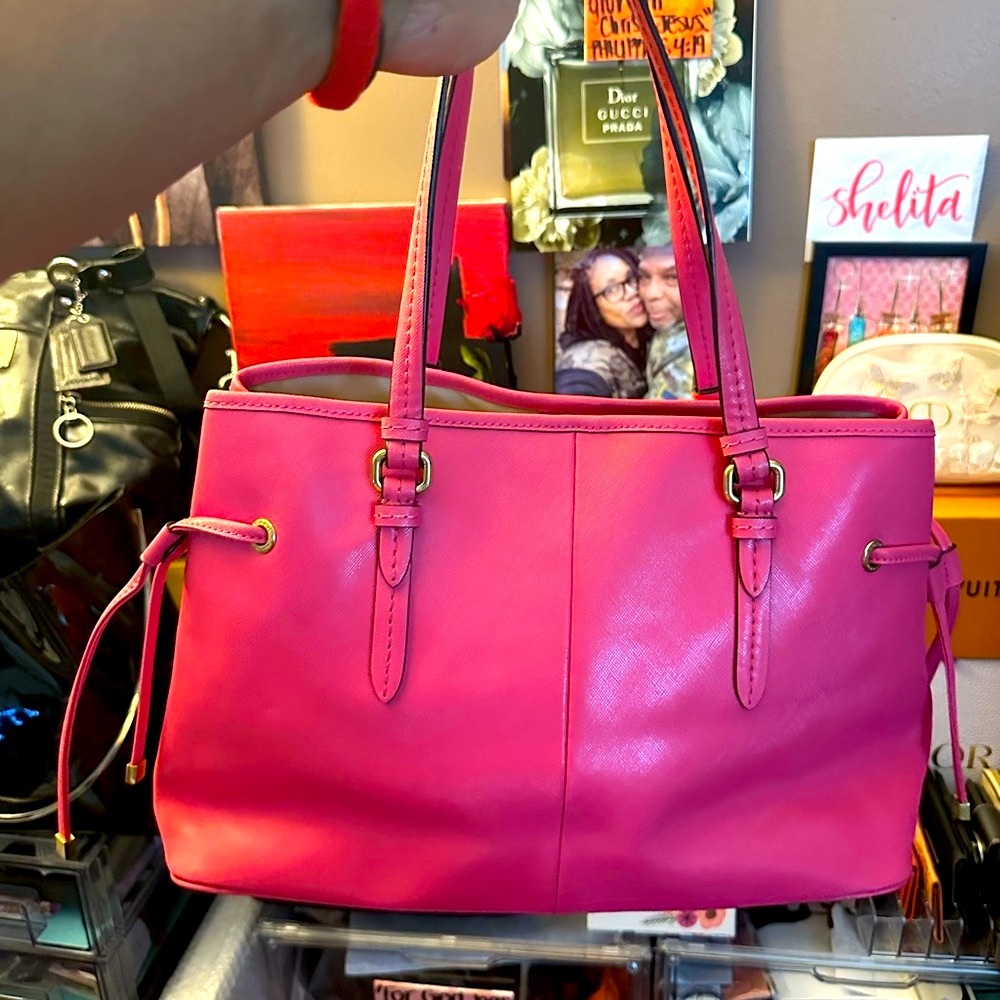 🥰🥰Coach Peyton Pink Saffiano Leather Large Drawstring Tote Carryall - Picture 3 of 14